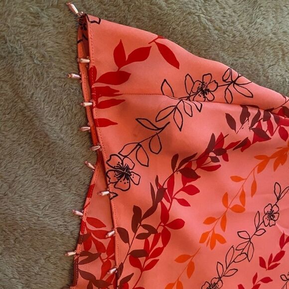 Flowy skirt with beads on end - Picture 2 of 6